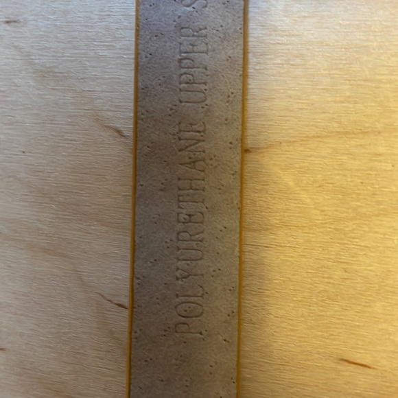 Coldwater Creek women’s thin faux snakeskin yellow belt size L - Picture 4 of 7